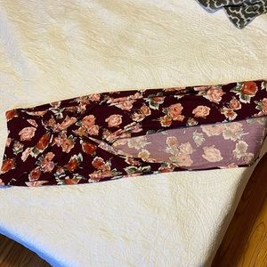 Flowers wrap skirt with slit up Side